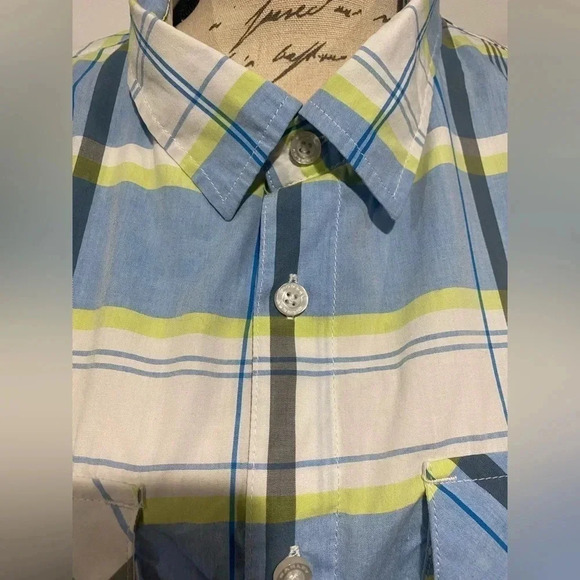 Oakley Blue Plaid Short Sleeve Button Down Shirt. Size Large - Picture 4 of 7